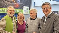 Der Vorsitzende der BN Kreisgruppe, Dr. Alexander Beck, und weitere BN-Aktive im Gespr&auml;ch mit Prof. Dr. Matthias Glaubrecht (rechts).