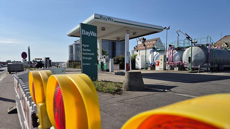 Muss die Diesel-Tankstelle im Bamberger Hafen schließen? Pläne der Baywa-Rettung sehen einen Verkauf bis 2029 vor. Muss die Diesel-Tankstelle im Bamberger Hafen schließen? Pläne der Baywa-Rettung sehen einen Verkauf bis 2029 vor.