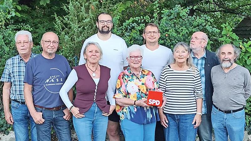 Die Kandidatinnen und Kandidaten von SPD und Ökologen für die Gemeinderatswahl in Poxdorf (v. l.): Helmut Seidel, Günter Marquardt, Gisela Marquardt, Sebastian Purfarth, Wilmya Zmmermann, Matthias Roppel, Loni Kintopp, Horst Braukmeier und Andreas...
