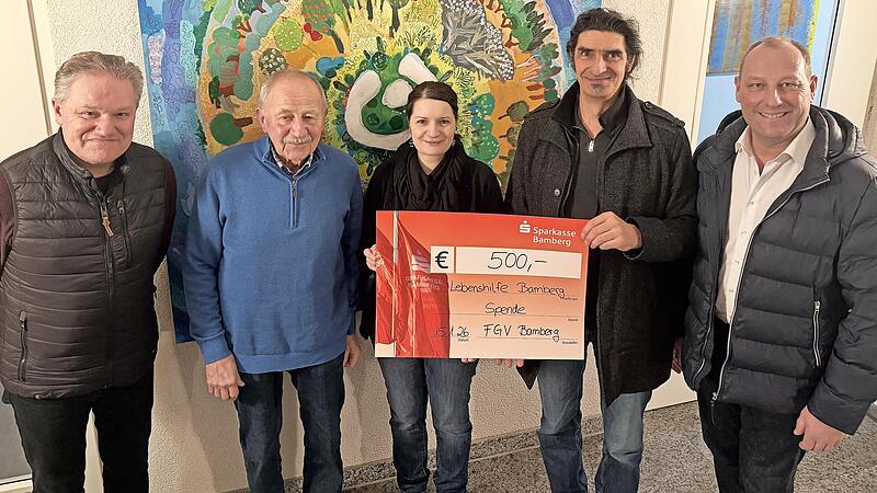 Von links: Adalbert Zink, Klaus Gallenz, Sabrina Barth, Thomas Betz und Thomas Firnstein.