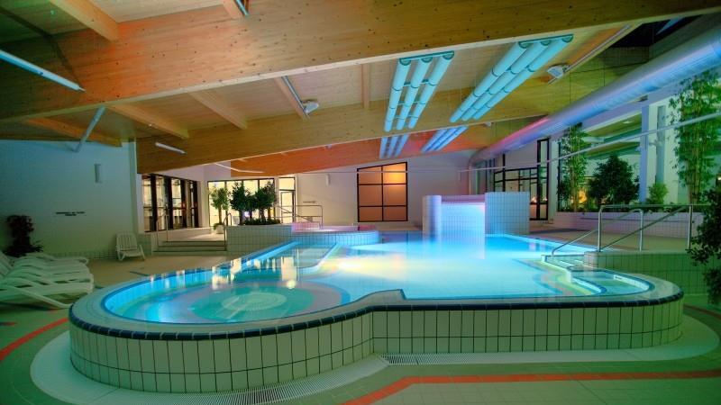Die Frankenlagune in Hirschaid vereint Schwimmbad, Spa&szlig;bad und Sauna.