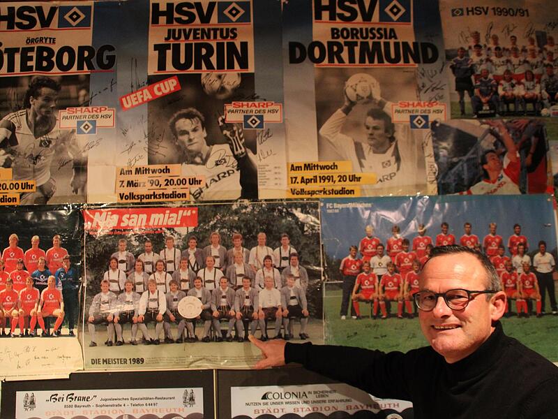 In Armin Ecks Elternhaus hängen alte Plakate mit dem Konterfei des Kulmbacher Profis. In Armin Ecks Elternhaus hängen alte Plakate mit dem Konterfei des Kulmbacher Profis.