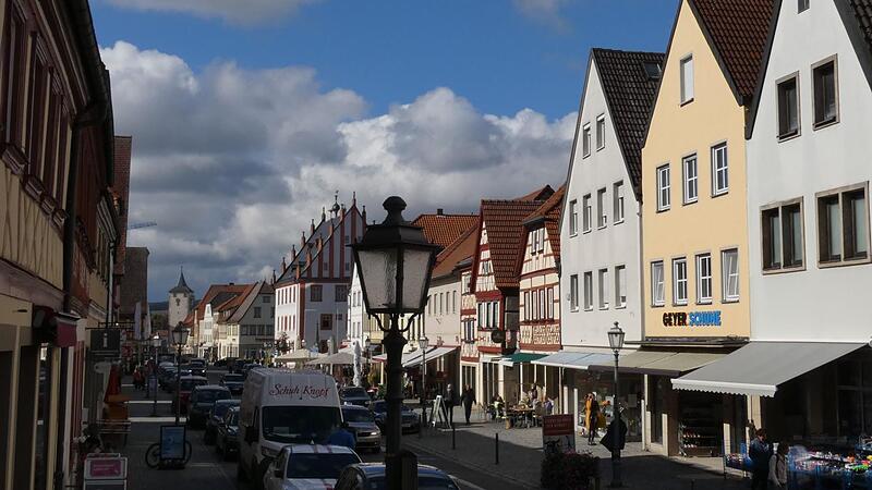 Ist von Ostern bis Oktober eine autofreie Obere Hauptstraße realisierbar? Diesen Wunsch äußerte in der jüngsten Sitzung des Seniorenbeirates zumindest der Behindertenbeauftragte der Stadt Haßfurt, Michael Schulz.