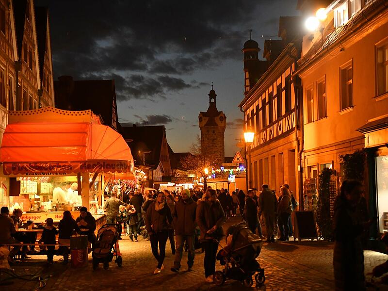 Die Martinikirchweih hat in Herzogenaurach eine lange Tradition.