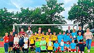 Die Fußballer mit (von links) Ulrich Lang, Grundschule Tettau, Steffen Mahr, Grundschule Küps mit Matthias Weiss, Philipp Laaber, Lucas-Cranach-Grundschule Kronach mit Philipp Montag, Sabrina Stöckert.Grundschule Die Fußballer mit (von links) Ulrich Lang, Grundschule Tettau, Steffen Mahr, Grundschule Küps mit Matthias Weiss, Philipp Laaber, Lucas-Cranach-Grundschule Kronach mit Philipp Montag, Sabrina Stöckert.Grundschule