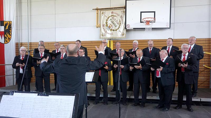 Der Jubelchor „Fidelia“ zeigt sein gesangliches Können in Münchaurach.