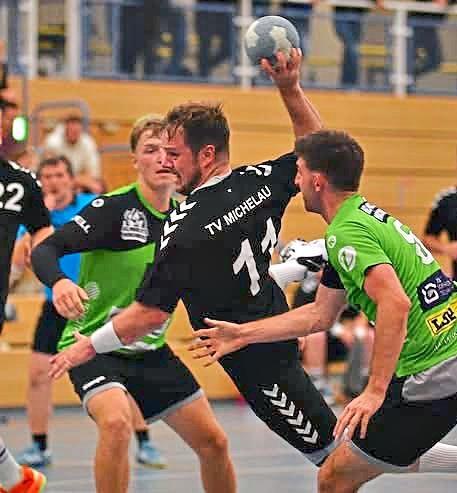 Michelaus Florian Bernecker (Nr.11) und sein Team wollen ihre Leistung vom ersten Spiel bestätigen.G. Czepera Michelaus Florian Bernecker (Nr.11) und sein Team wollen ihre Leistung vom ersten Spiel bestätigen.G. Czepera