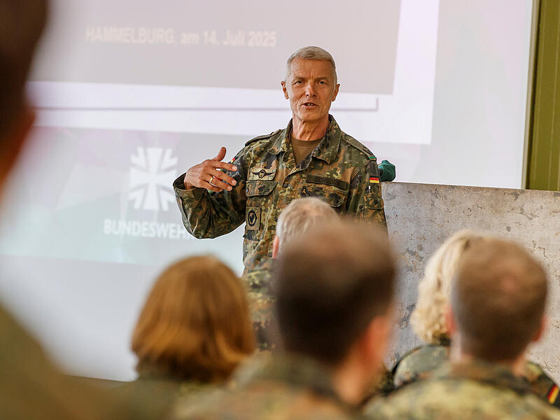 Zivile F&uuml;hrungskr&auml;fte bei der Bundeswehr in Hammelburg