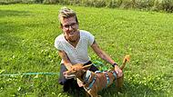 Kerstin Kreiner-Bischoff mit Hund Bonnie