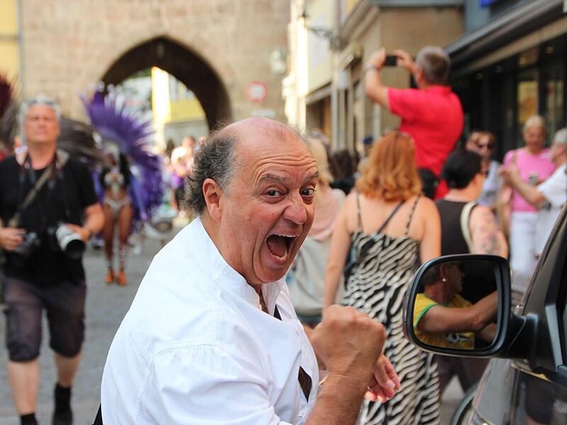 Coburgs „Mister Samba“: Rolf BeyersdorfSamba-City Coburg: Aufbau beginnt Coburgs „Mister Samba“: Rolf Beyersdorf ist Geschäftsführer vom Festival-Veranstalter Sambaco.
