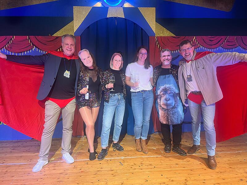 F&uuml;nf Stunden buntes Treiben, bei dem Altbekannte ebenso f&uuml;r Unterhaltung sorgten wie neue Acts, gab es beim NCC in N&uuml;dlingen.