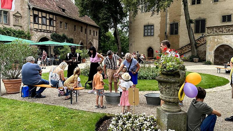 Das Angelspiel macht Groß und Klein Spaß.