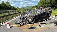 Heftiger Unfall auf der A73 bei Ebensfeld - Polizei fahndet nach Autofahrer