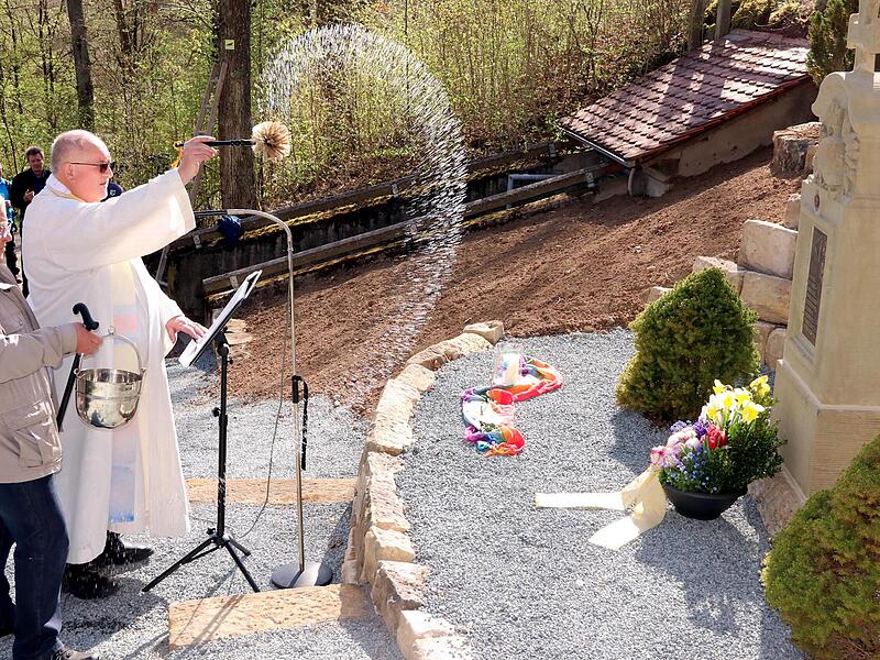 Eberns „Heiliger Berg“ ist um eine Gedenkstätte reicher.