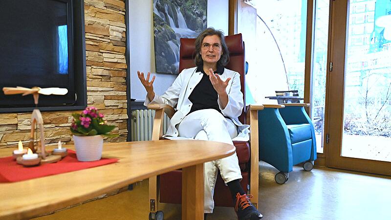 Dr. Eva Nie&szlig;en arbeitet seit elf Jahren in der Klinik f&uuml;r Palliativmedizin, seit 2022 als Chef&auml;rztin.