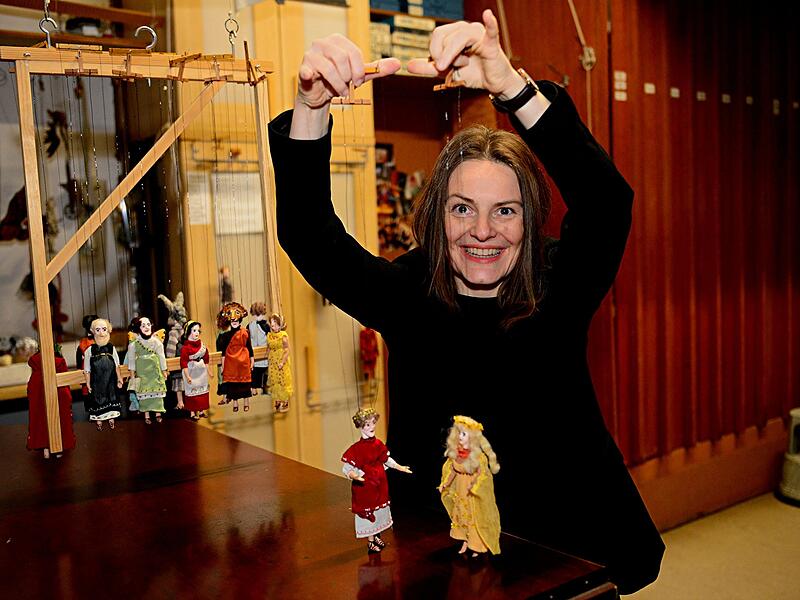 Marta Famula leitet das Marionettentheater in Bamberg. Marta Famula leitet das Marionettentheater in Bamberg.