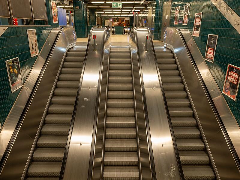 Rolltreppe am Marienplatz Rolltreppe am Marienplatz