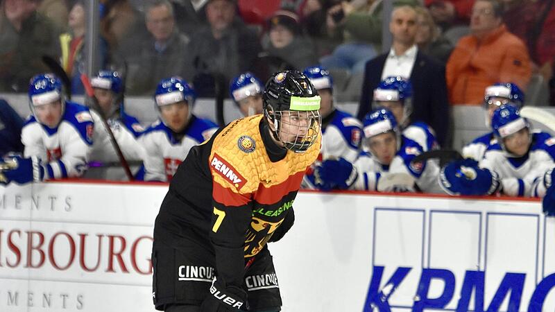 Hier noch im Trikot der deutschen U20-Nationalmannschaft, bald schon im Dress eines NHL-Vereins? Der Höchstadter Carlos Händel.