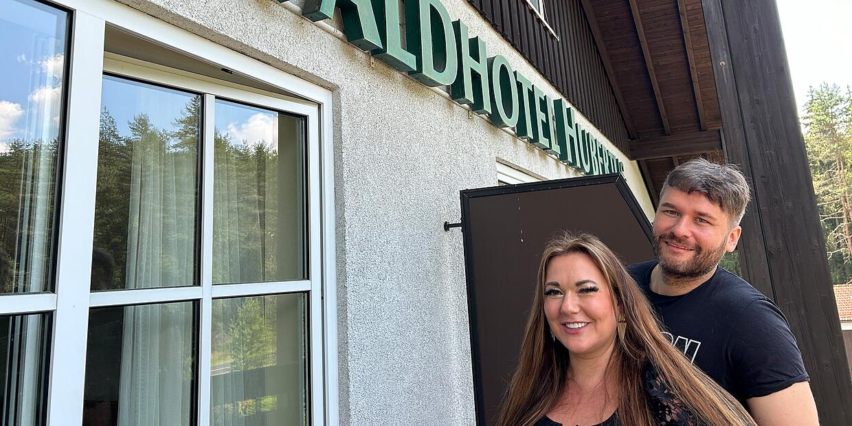 Waldhotel Hubertus wird Schlagerhotel: Angela Henns Traum