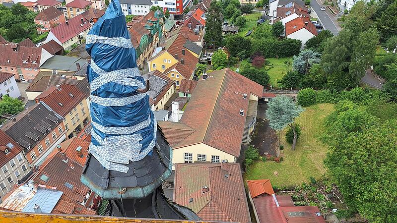 Notsicherung an Stadtkirche St. Bartholom&auml;us Bad Br&uuml;ckenau