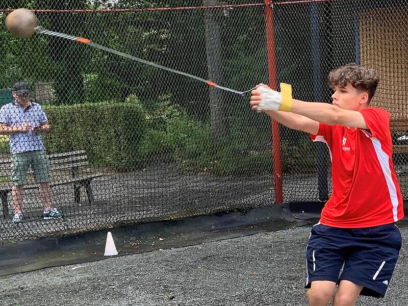 Kai Konopacki verbesserte 2024 seine Bestweite mit dem Hammer um fast 20 Meter - Lohn war der Gewinn der deutschen Schülermeisterschaft und die Aufnahme in den Bundeskader. Kai Konopacki verbesserte 2024 seine Bestweite mit dem Hammer um fast 20 Meter - Lohn war der Gewinn der deutschen Schülermeisterschaft und die Aufnahme in den Bundeskader.