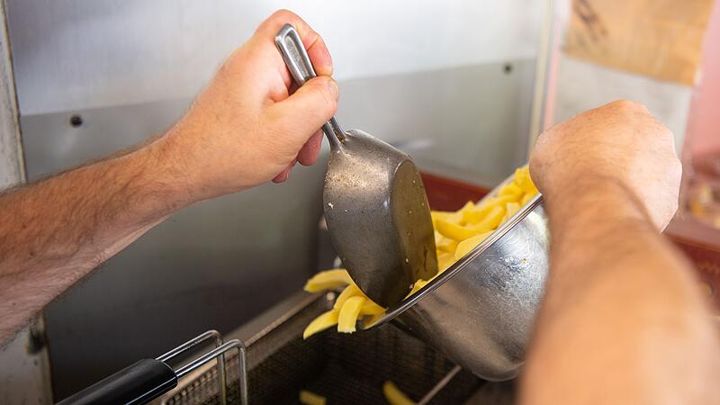 Speiseöl in einer Fritteuse Speiseöl in einer Fritteuse