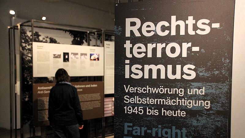 Bis zum 23. April zeigt das Stadtmuseum die Ausstellung "Rechtsterrorismus" in Kooperation mit der Volkshochschule Erlangen.