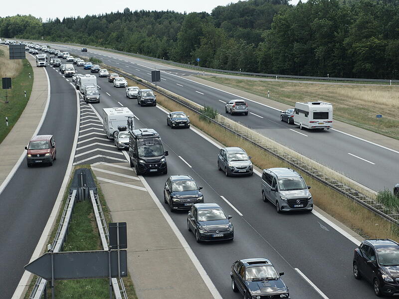 Stau auf A7: Ausweichverkehr durch Motten und Bad Brückenau Stau auf A7: Ausweichverkehr durch Motten und Bad Brückenau