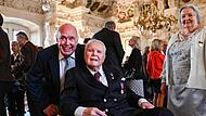 Großer Empfang in Coburg: Mehr als 200 geladene Gäste waren am Dienstag in den Riesensaal von Schloss Ehrenburg gekommen, um Prinz Andreas zum 80. Geburtstag zu gratulieren.
