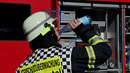 Wichtig und richtig: Wasserpause bei der Feuerwehr (Symbolbild).