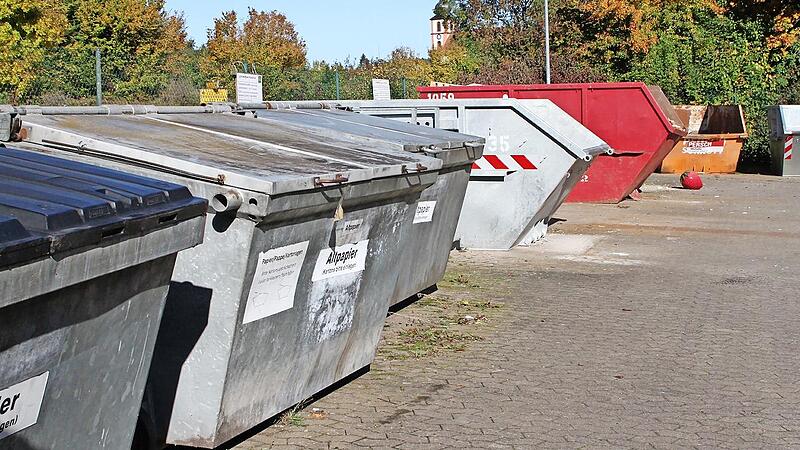 Blick in den Wertstoffhof der Gemeinde Kirchlauter.