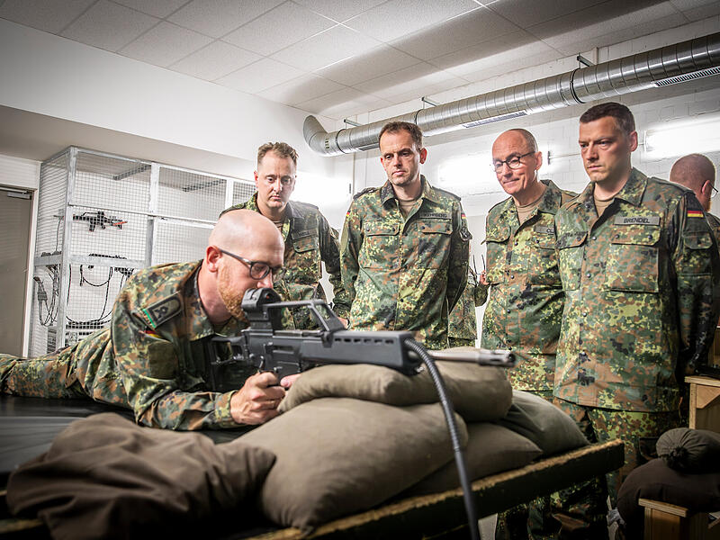 2025-07-15_InfoDVAG_Letra_AGSHPZivile F&uuml;hrungskr&auml;fte bei der Bundeswehr in Hammelburg