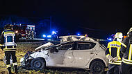 Auto kommt von Stra&szlig;e ab: Vier Verletzte im Kreis Lichtenfels