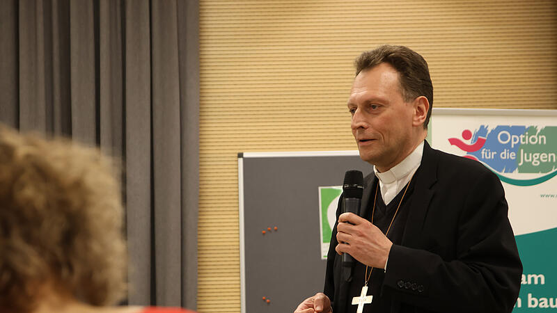 Bambergs Erzbischof Gössl: Wer katholisch, kann nicht völkisch sein Bambergs Erzbischof Gössl: Wer katholisch, kann nicht völkisch sein