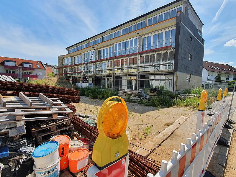 Diese Baustelle hat zwei Firmen in den Abgrund gerissen: Adam-Stegerwald-Stra&szlig;e in Bamberg.