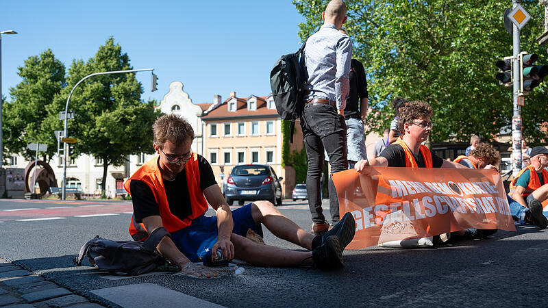 Aktivisten der Letzten Generation haben den Markusplatz blockiert