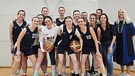 Das letzte Teamfoto der MSG Kronach/K&uuml;ps/Weismain (von links): Marie Fonfara, Sophia &bdquo;Bobby&ldquo; Bornschlegel, Michelle Huber, Ida Hammerand, Jule Stark, Carlotta Roth, Paula Gareis, Emilia Schorn, Emma Winkler, Theresa Weber, Stefanie H&uuml;mmrich, Franz...