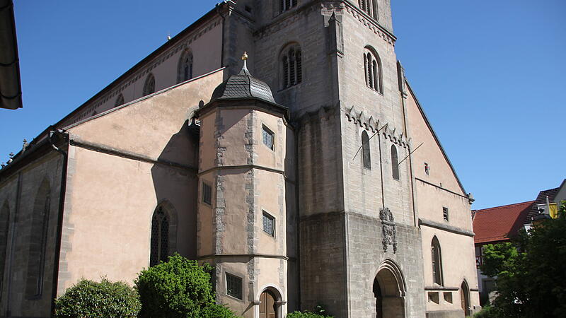 Stadtpfarrkirche St. Magdalena in Münnerstadt Die Stadtpfarrkirche St. Magdalena in Münnerstadt wurde kürzlich saniert.