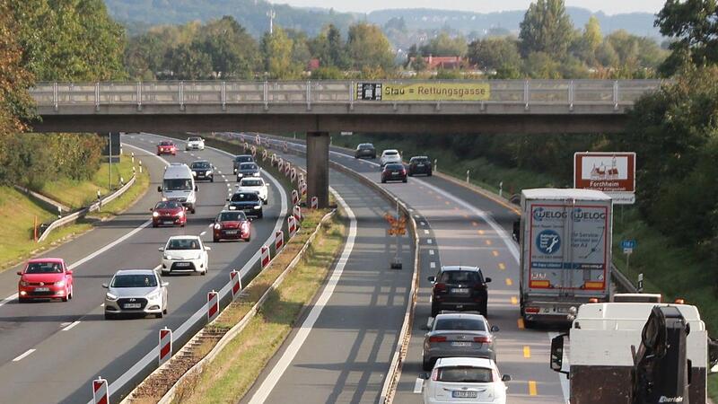 Wer steht da im morgendlichen Berufsverkehr vor mir an der Ampel?  Wo will er hin, wo kommt er her? Der FT zeigt es Ihnen für Ihre Gemeinde.Forchheim & Fränkische Schweiz