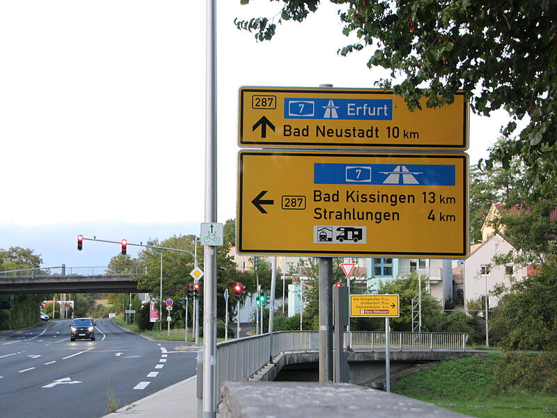 Auf dem Schild an der Seger-Kreuzung steht &bdquo;A&nbsp;7 Erfurt&ldquo;. Es m&uuml;sste &bdquo;A 71 Erfurt&ldquo; hei&szlig;en.