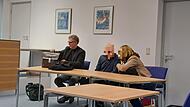 Zweiter Prozesstag: Der 63-jährige Angeklagte soll die Affäre seiner Frau mit einem Messer angegriffen haben. Der Vorwurf: versuchter Mord.