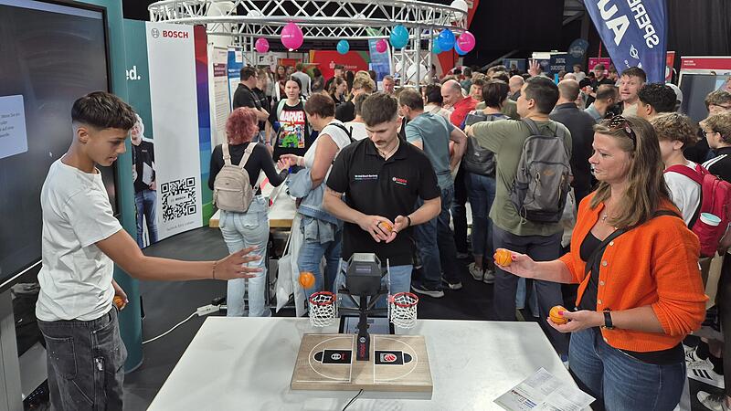 Basketball: Bosch auf der Ausbildungsmesse BA 2025 Bamberg