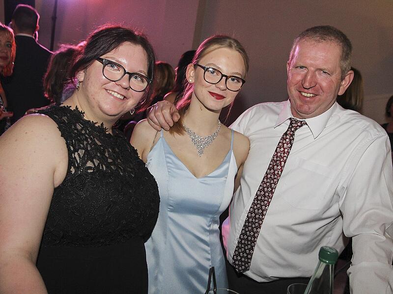 Beim Bauernball in der Kulmbacher Stadthalle tanzten und feierten die Gäste bis tief in die Nacht.2023 Kulmbacher Bauernball