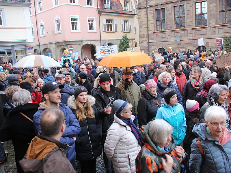 Demokratie Demo "Nie wieder ist jetzt in Bad KissingenDemokratie Demo "Nie wieder ist Jetzt" in Bad Kissingen