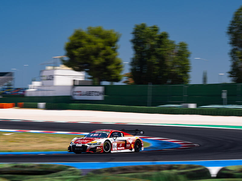Einmal Top 10: Der Eastalent-Audi #84 von Christopher Haase und Simon Reicher bei der GT World Challenge Europe in Misano.