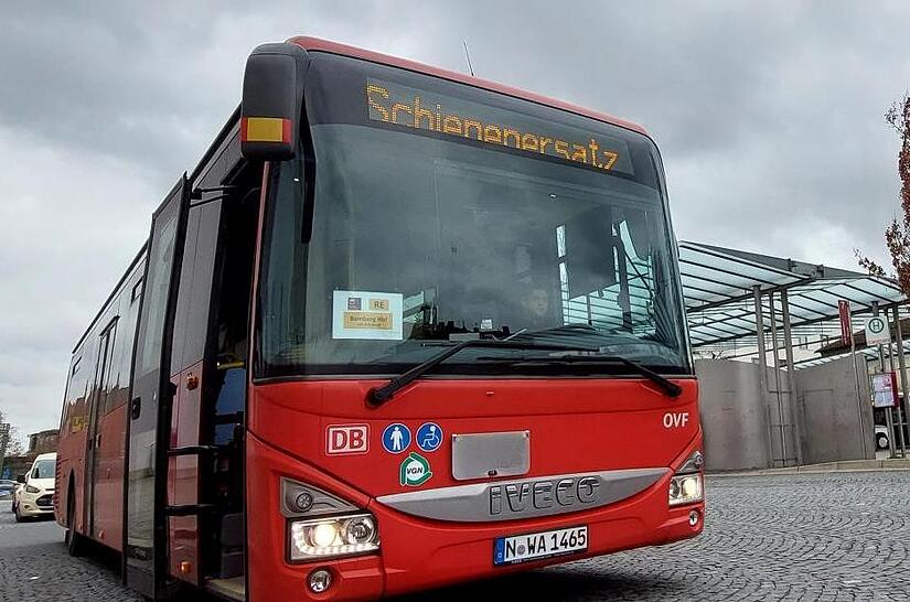 Bahnhof Forchheim: Ein Bus ersetzt den Zug.Forchheim & Fränkische Schweiz Bahnhof Forchheim: Ein Bus ersetzt den Zug.Forchheim & Fränkische Schweiz