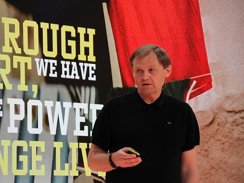 Hat er Adidas auf Erfolgskurs gebracht? Seit 2023 ist Bj&oslash;rn Gulden CEO des Sportartikelherstellers. Der Vertrag des Unternehmenschefs wurde nun laut Adidas bis 2030 verl&auml;ngert.