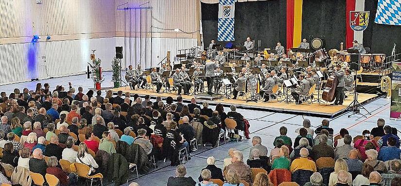 Das Heeresmusikkorps begeisterte sein Publikum