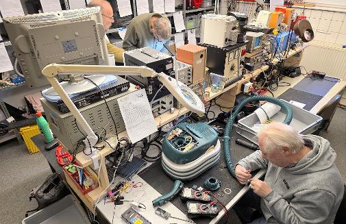 Reparaturwerkstatt im Zukunftshaus.