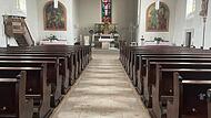 Gefräßige Insekten haben sich in der Kirche in Breitbrunn eingenistet.